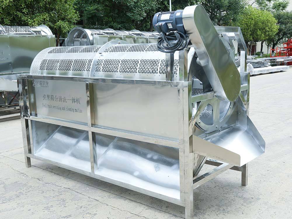 Macadamia cleaning machine